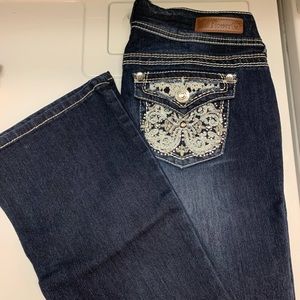 WallFlower jeans🌸🌼